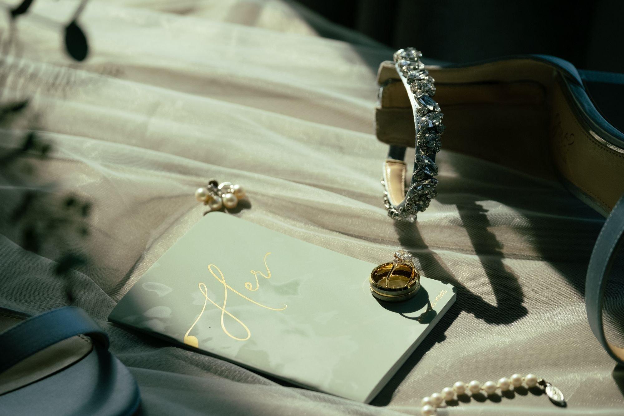 carousel-hero-element image-7